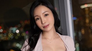 Mariko Fujiki Blue Reunion | Celebrity Club Mai Wife