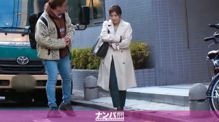 Seriously Flexible, First Shot. 1439 Miraculous Arafo! Picking Up A 38-Year-Old Beauty In Ebisu Who Is So Youthful That She Doubts The Reverse Mackerel! She’s Gentle And Graceful… But When It Comes To Sex, She Suddenly Changes! Keep Panting Forever With A Sweet Voice!