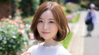 Kaoru Akimoto|Celebrity Club Mai Wife